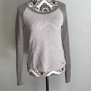 Hollister Women's Gray Knit Pullover Sweater Size Medium Two-Tone Long Sleeve